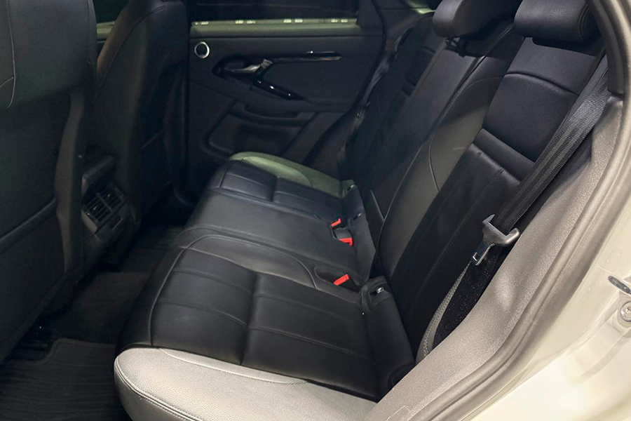 Range Rover Evoque P250 Dynamic SE